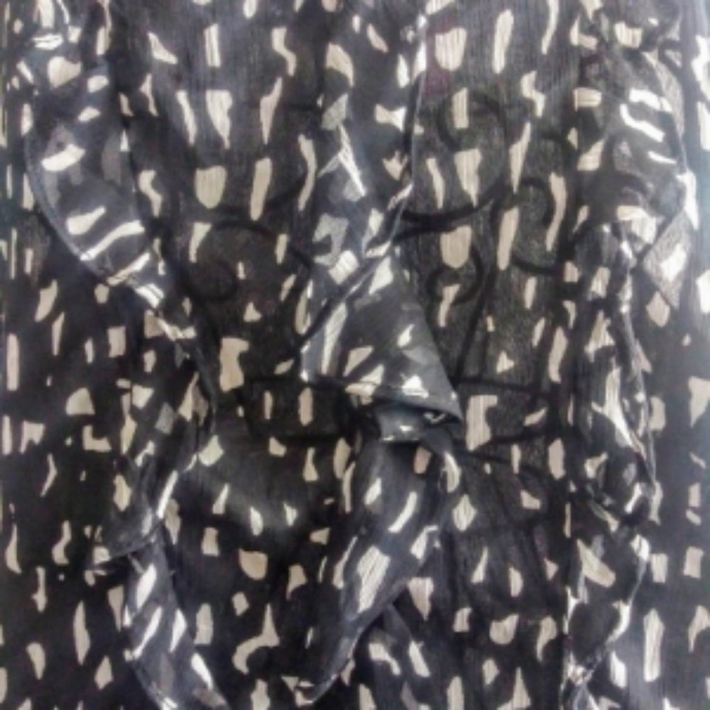MERONA Sleeveless Ruffle Top Shell NWT - Picture 2 of 6